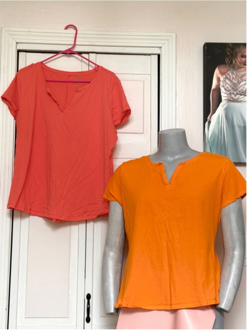 Bundle of 2 New York & Co Mandarin collar neck tees XL Neon Orange Tangerine